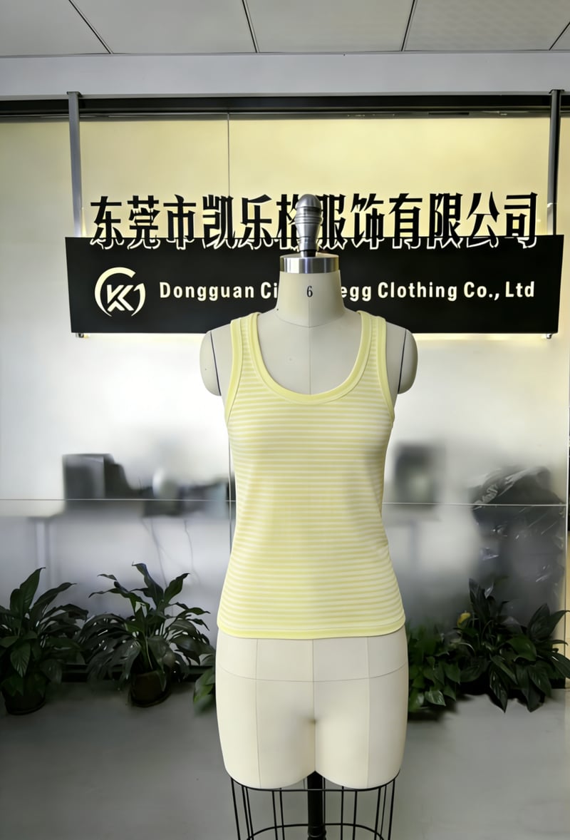 160-180 g women's sleeveless power performance scoop neck curved hem tank