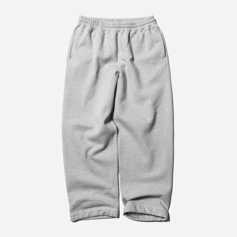 Premium heavyweight fleece sweatpants for Canadian streetwear clothing brands