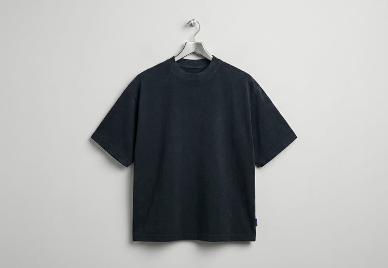 Heavyweight oversized T-shirt with structured boxy silhouette