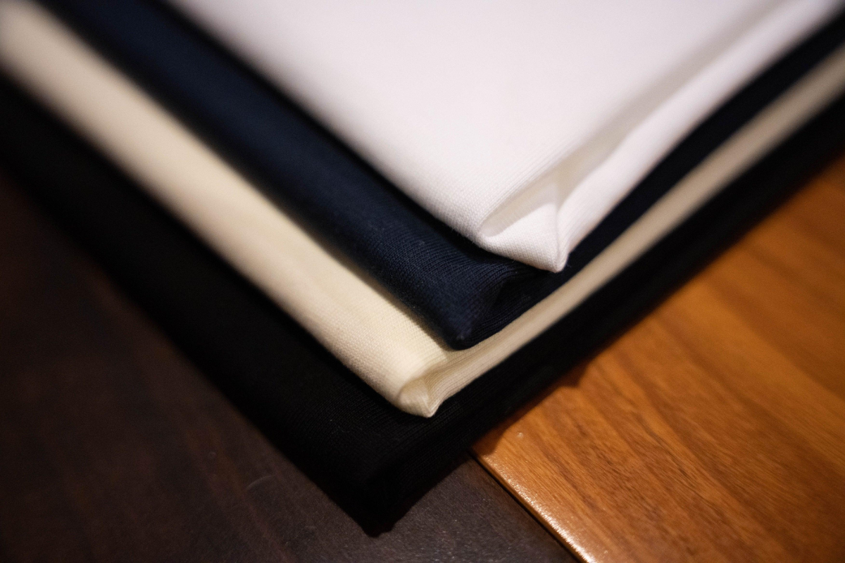How to Choose the Right GSM for Oversized T-Shirts: A Complete Guide for Streetwear Brands